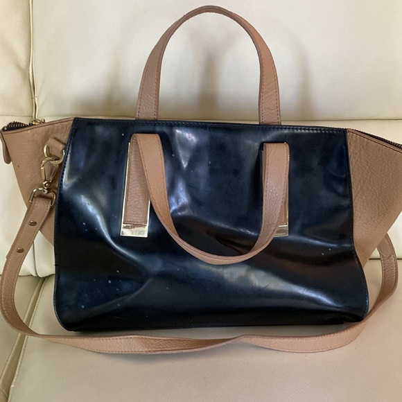 FREE Ivanka Trump Black & Tan Bag - Picture 2 of 5